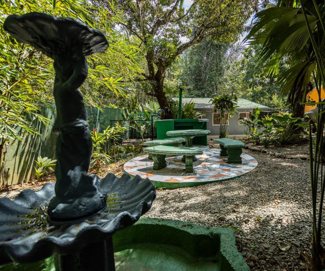 Casa Tucanes マヌエル・アントニオ エクステリア 写真